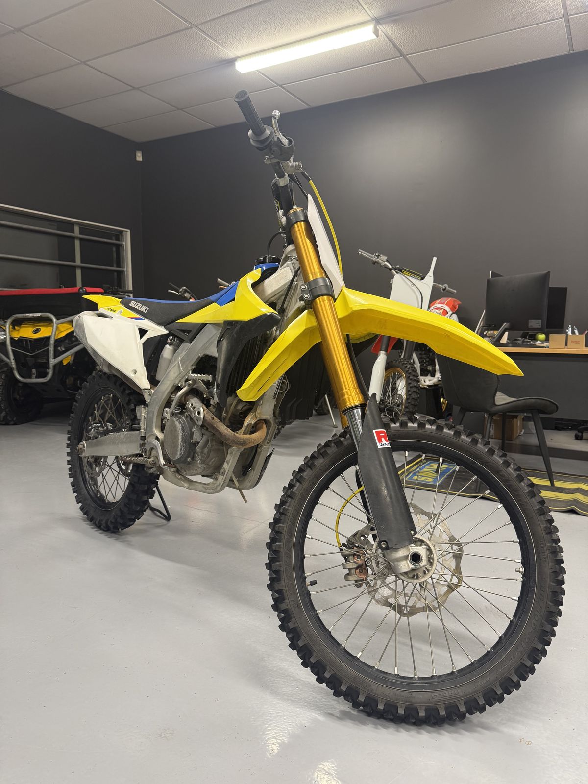 Suzuki RMZ250